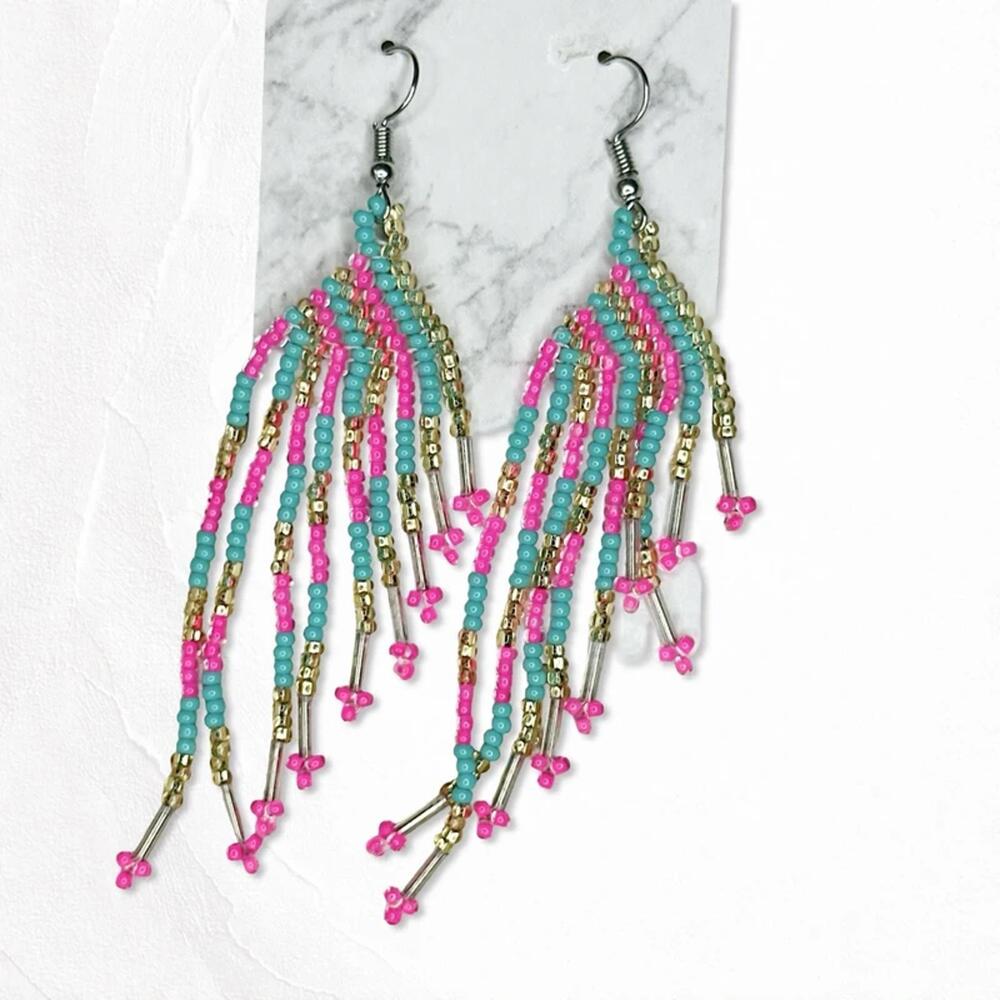 6674. Hot Pink Seed Bead Earrings